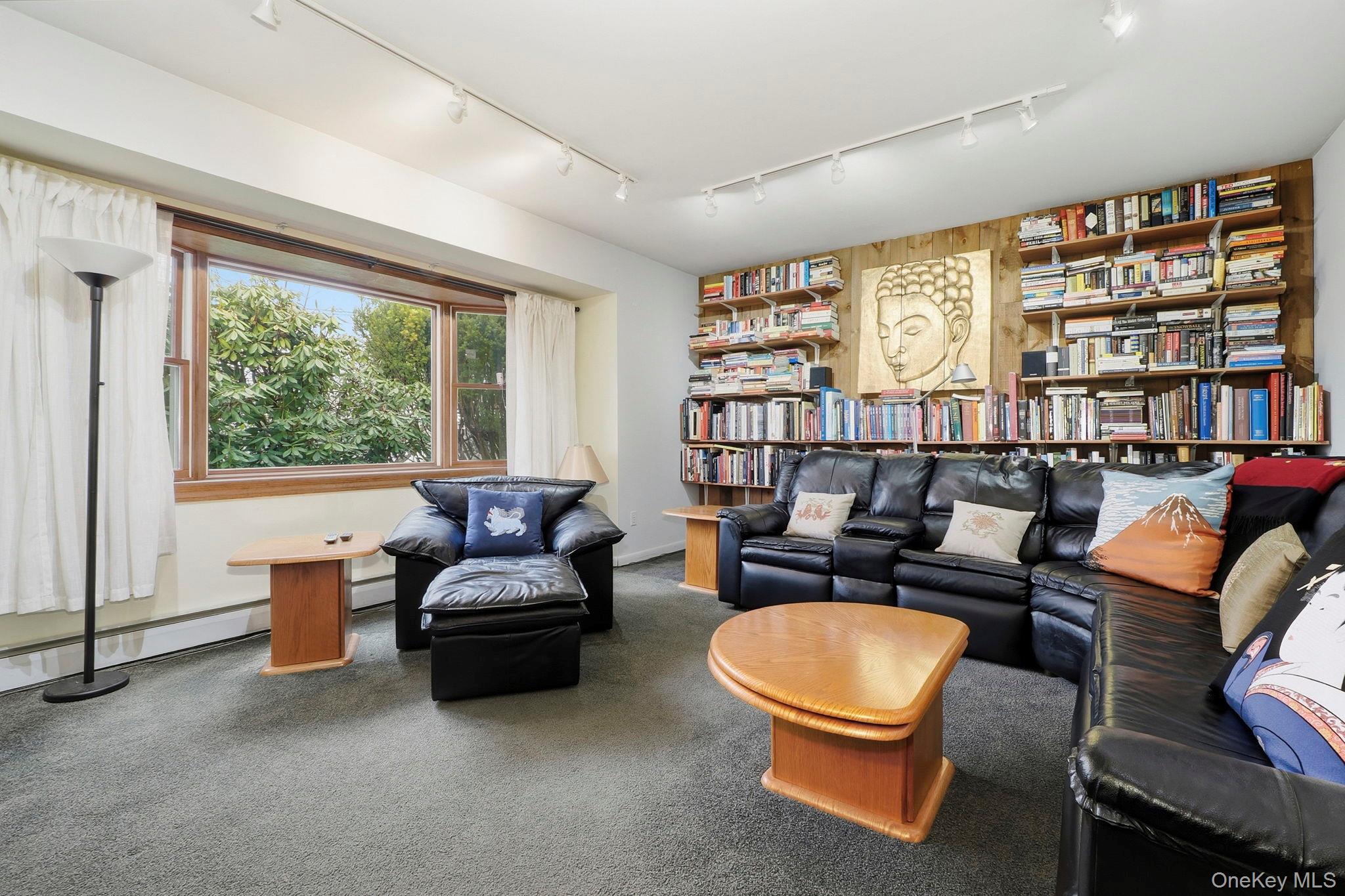 #7 photo, 33 Fulmar Road, Mahopac , NY 10541