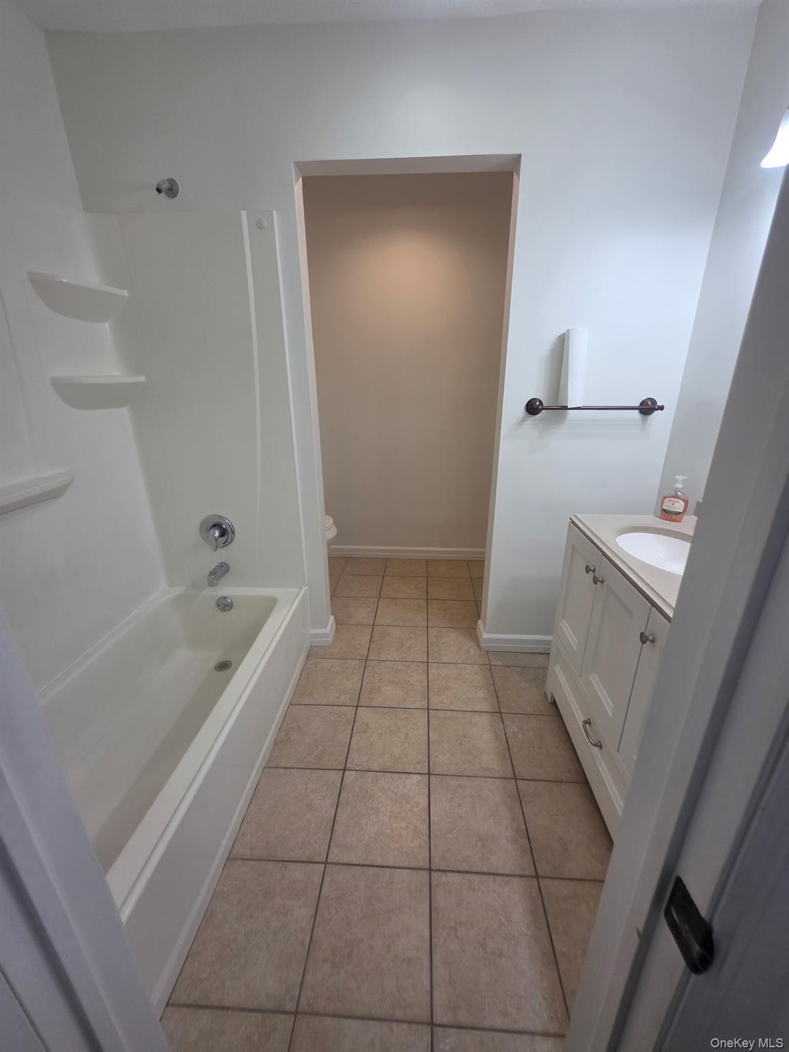 #4 photo, 63 Poplar Lane, Middletown , NY 10941