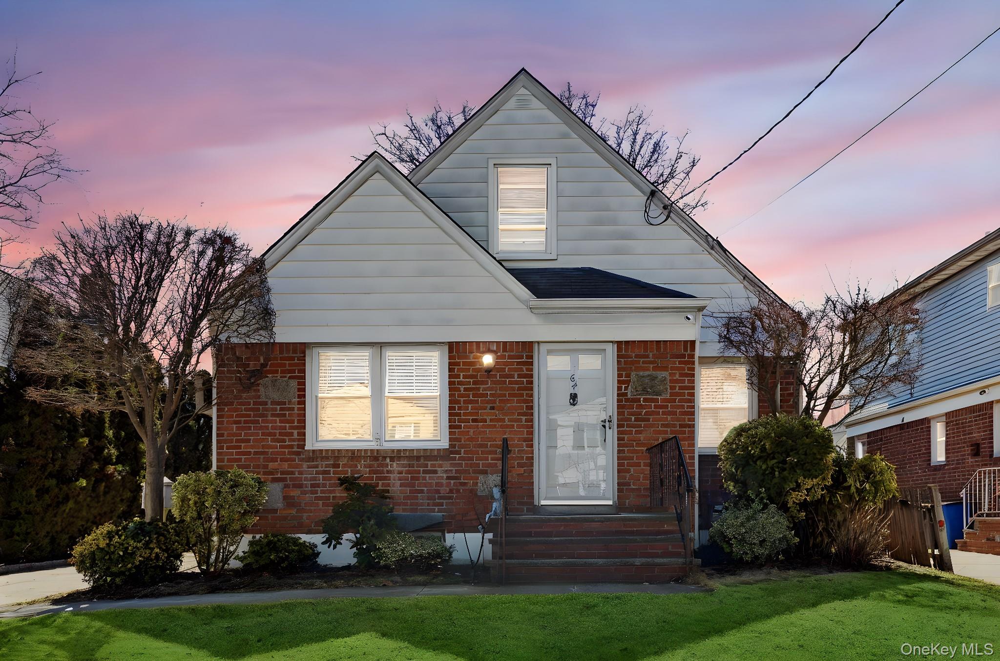 #2 photo, 64 W Fenimore Street, Valley Stream , NY 11580