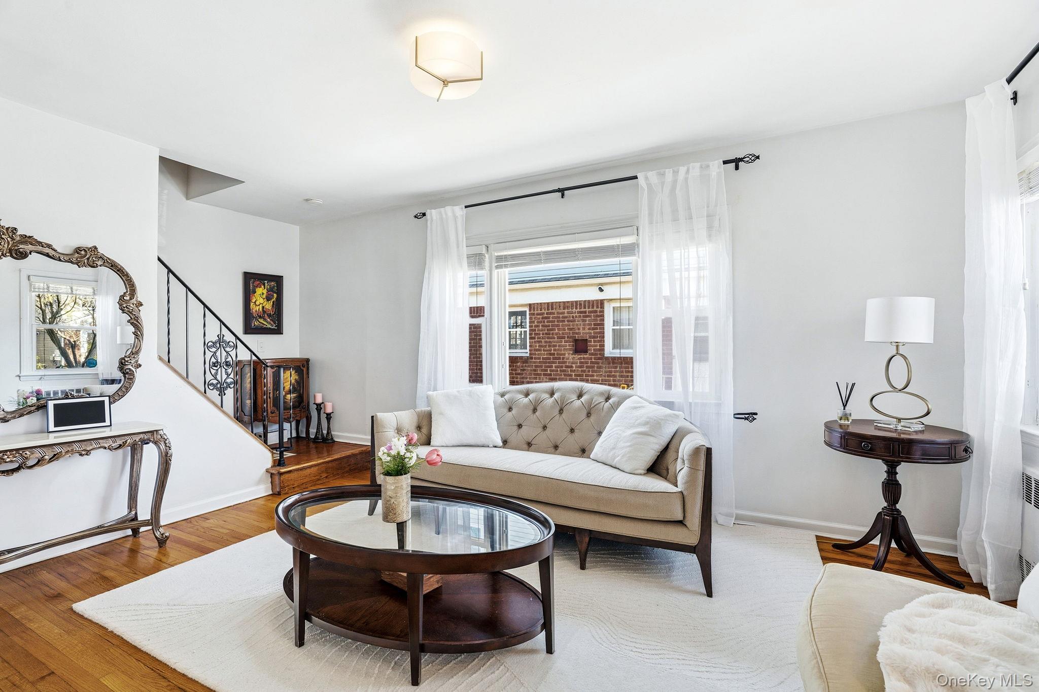 #6 photo, 64 W Fenimore Street, Valley Stream , NY 11580