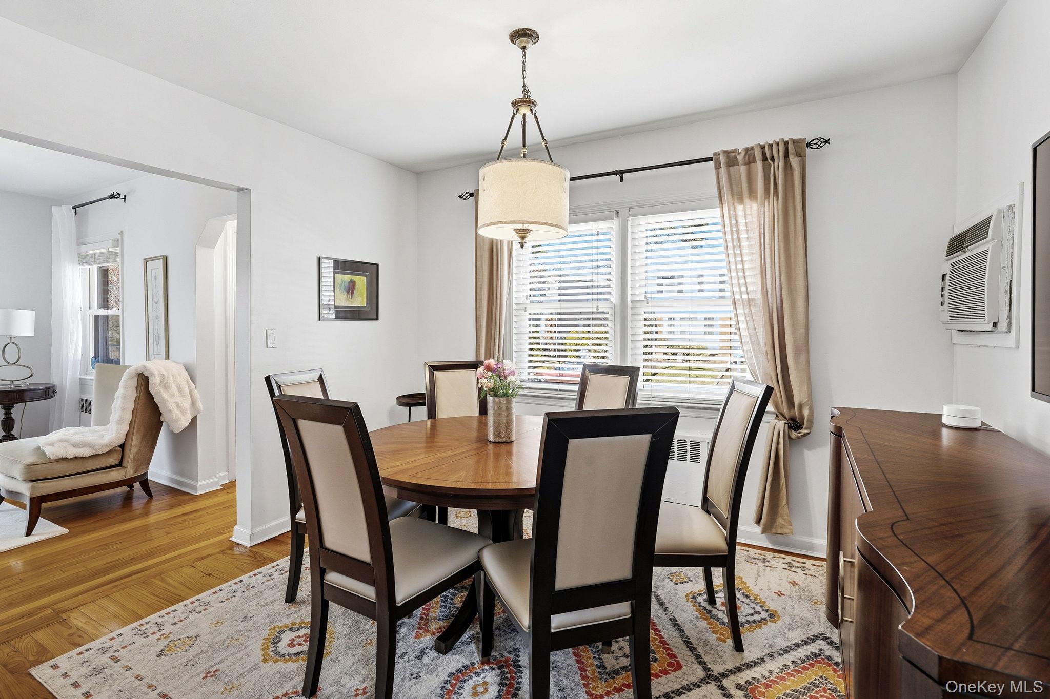 #9 photo, 64 W Fenimore Street, Valley Stream , NY 11580