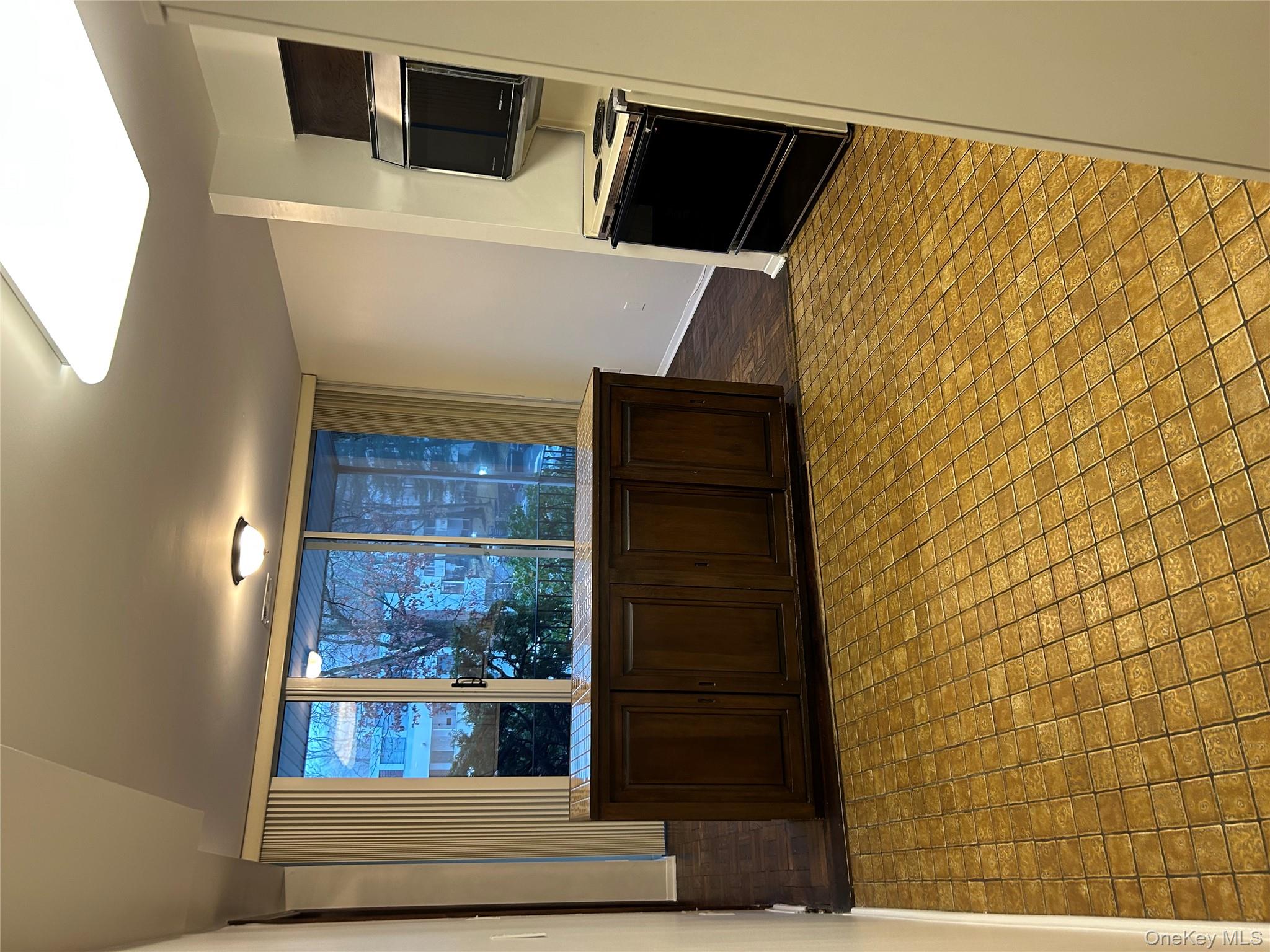 #10 photo, 912 Colony Drive, Hartsdale , NY 10530