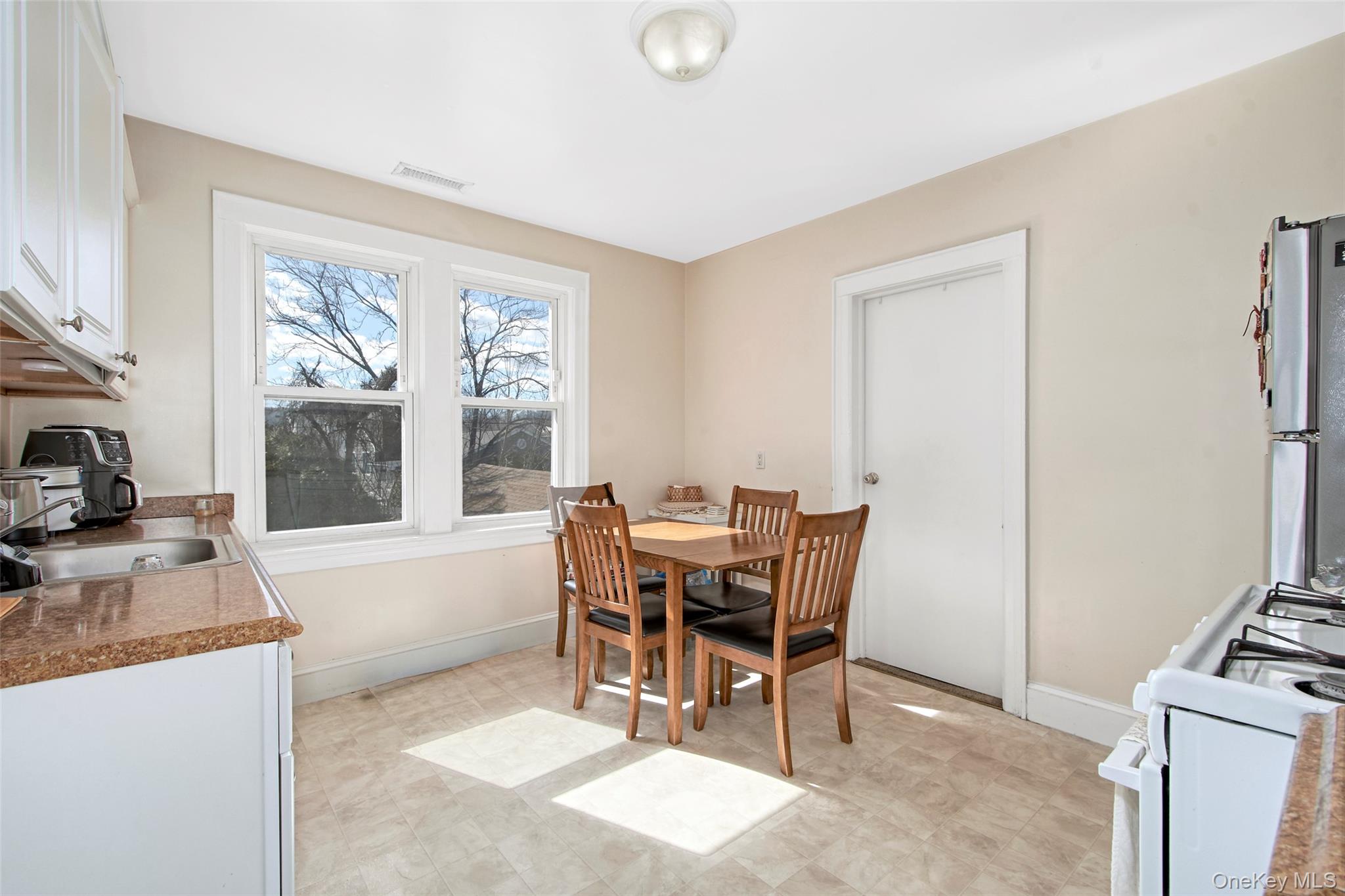 #12 photo, 123 Webster Avenue, Harrison , NY 10528