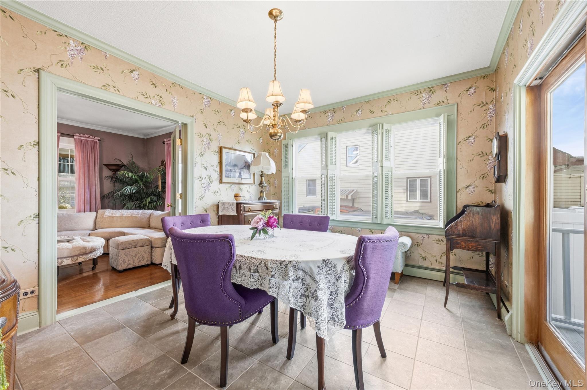 #12 photo, 3539 Park Avenue, নাসাউ কাউন্টি Wantagh , NY 11793