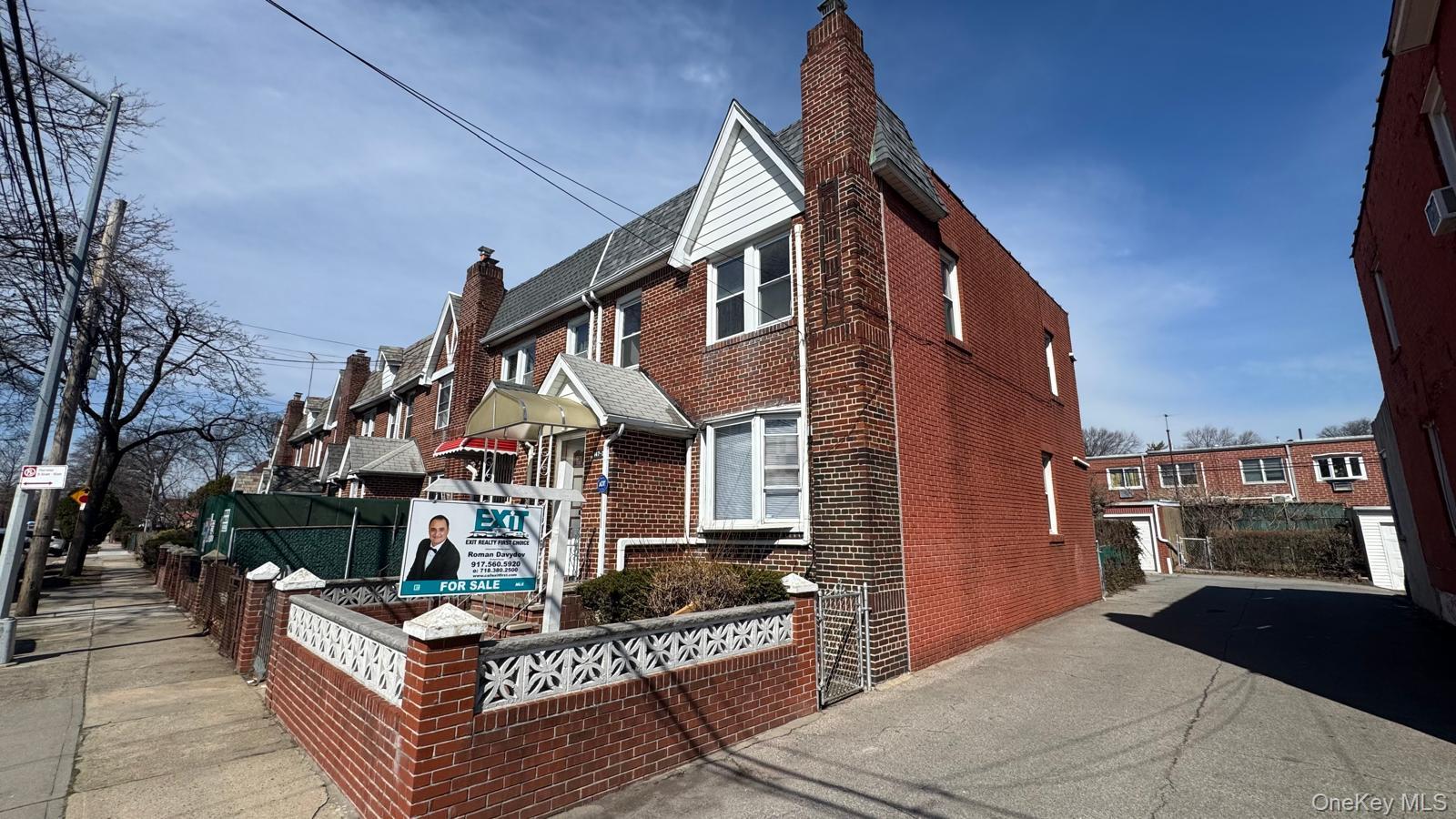 #2 photo, 14729 Coolidge Avenue, Briarwood , NY 11435