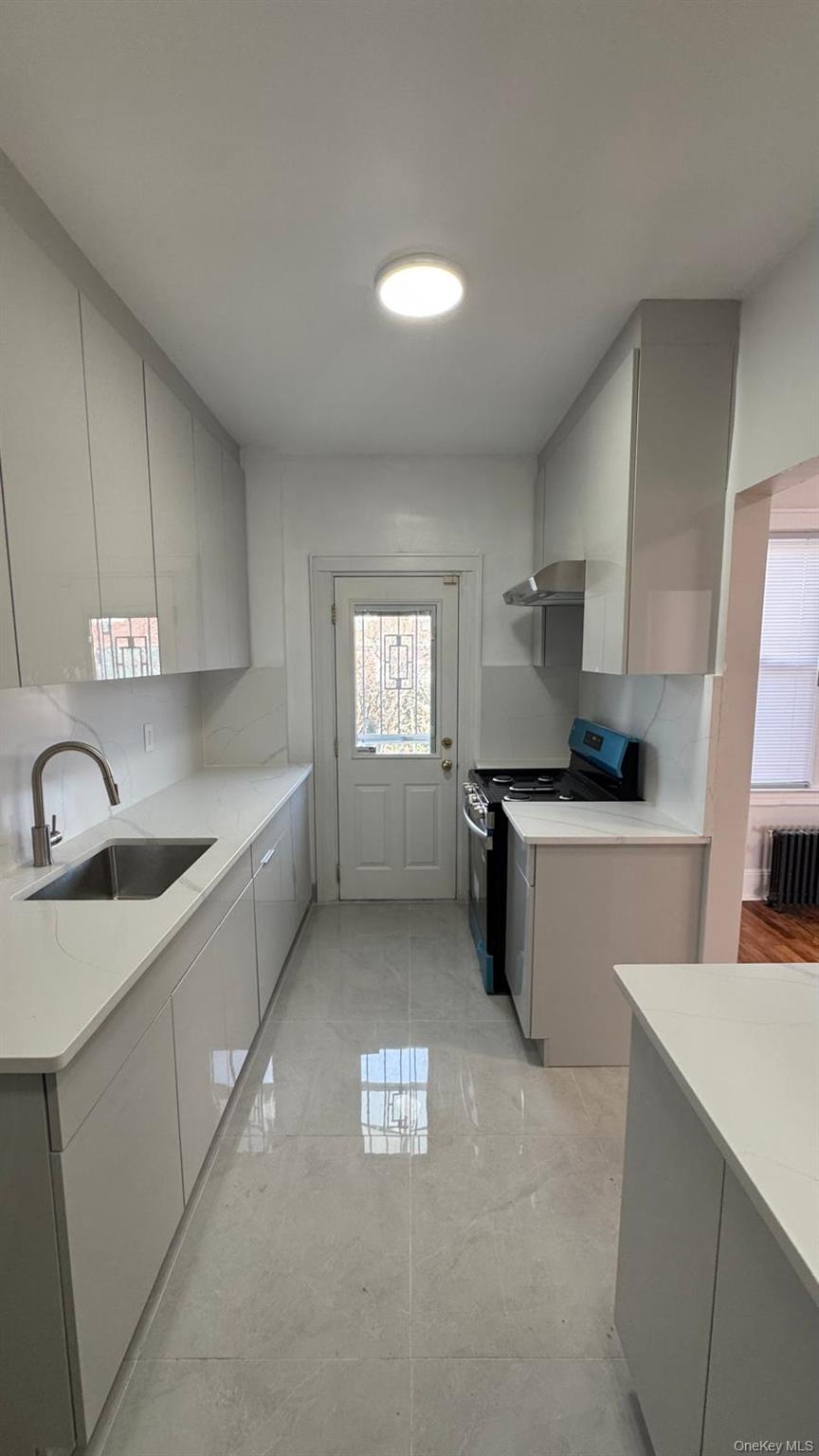 #9 photo, 14729 Coolidge Avenue, Briarwood , NY 11435