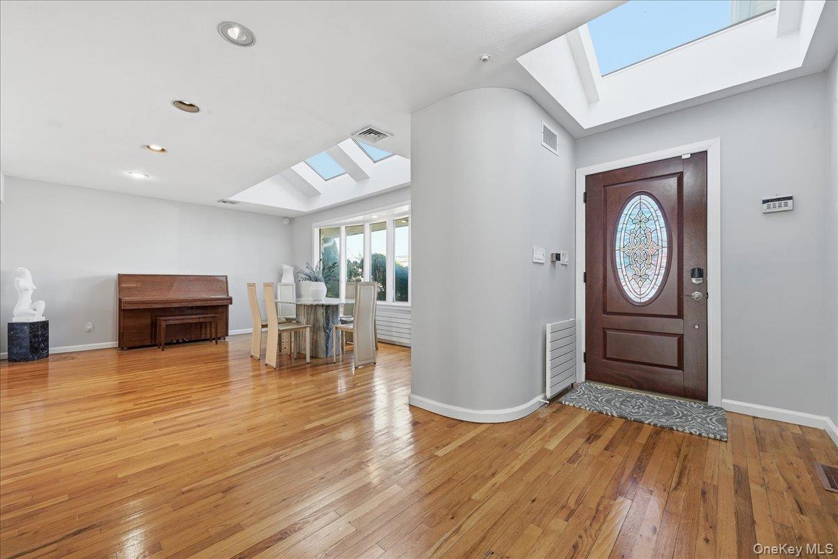 #4 photo, 3454 Woodward Street, Oceanside , NY 11572