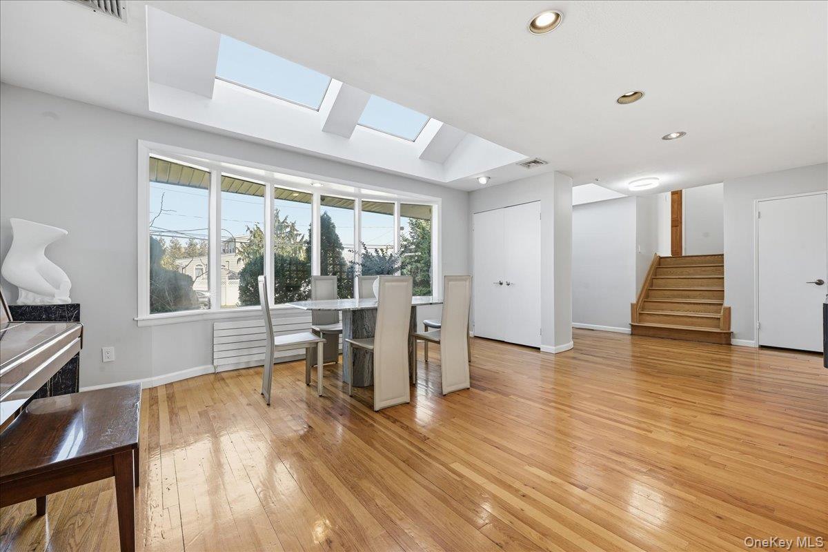 #7 photo, 3454 Woodward Street, Oceanside , NY 11572