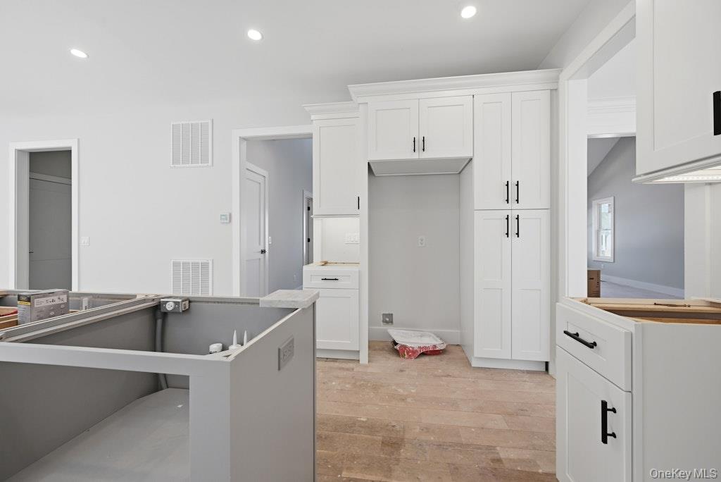 #15 photo, 4 lotto court Road, Lake Grove , NY 11755