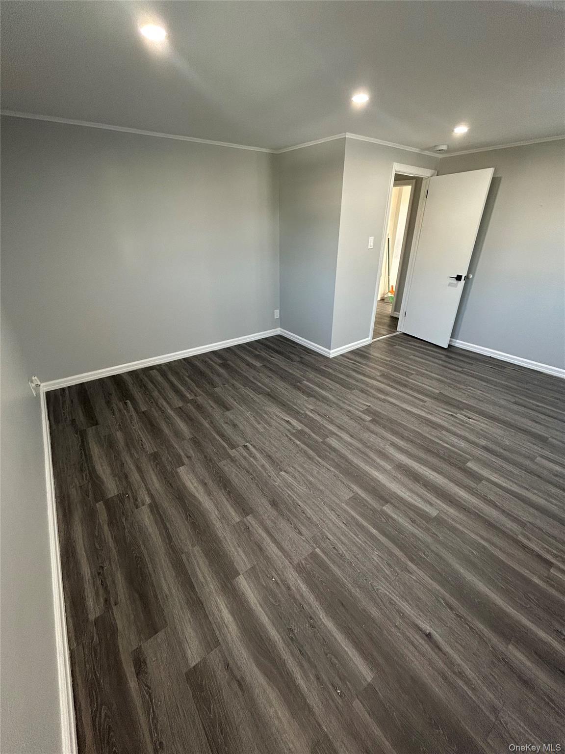 #6 photo, 34 Smith Street Smith, Glen Cove , NY 11542