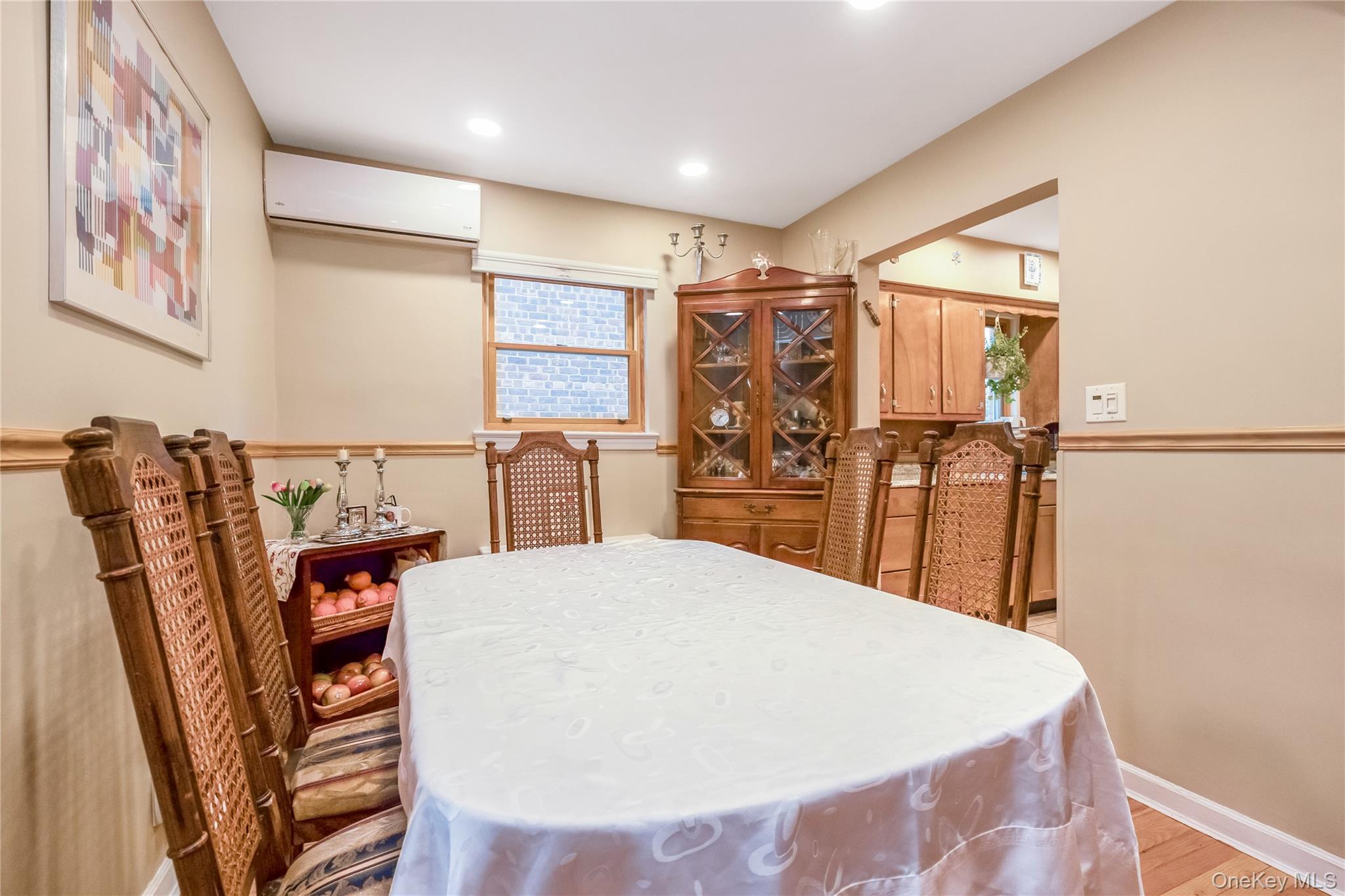 #6 photo, 6717 Fresh Meadow Lane, Fresh Meadows , NY 11365