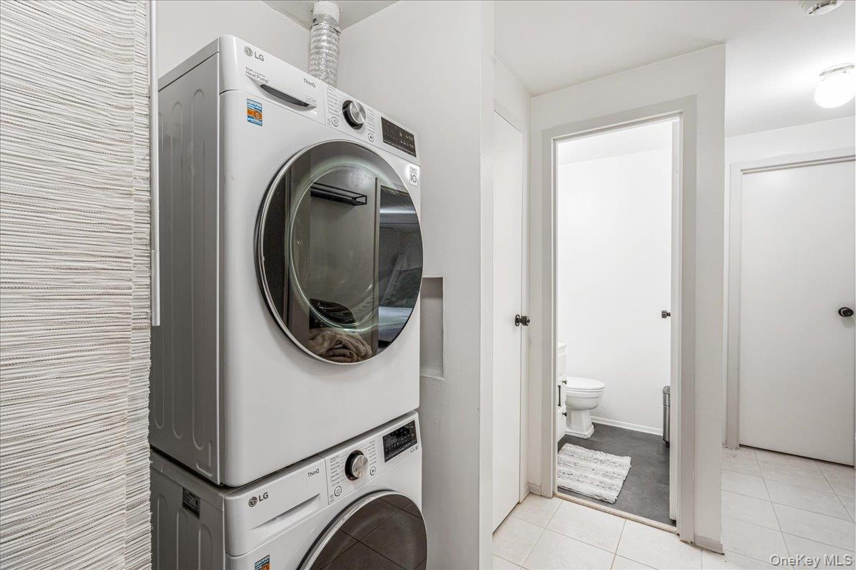 #18 photo, 199 Skyline Drive, Coram , NY 11727