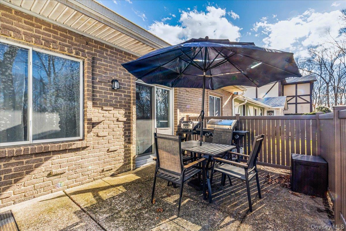 #19 photo, 199 Skyline Drive, Coram , NY 11727