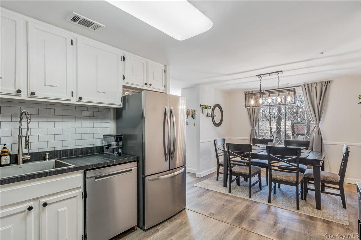 #4 photo, 199 Skyline Drive, Coram , NY 11727