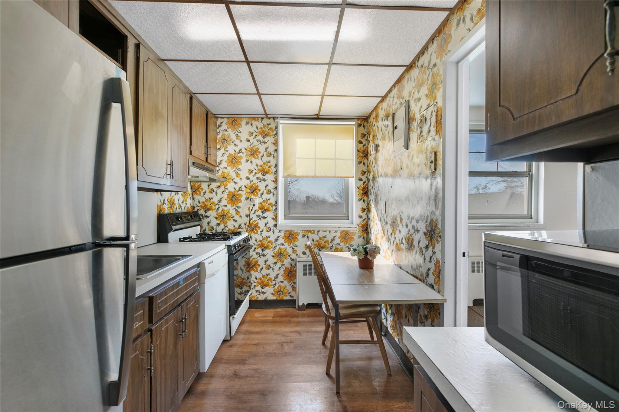 #3 photo, 255-14 61st Ave, Little Neck , NY 11362