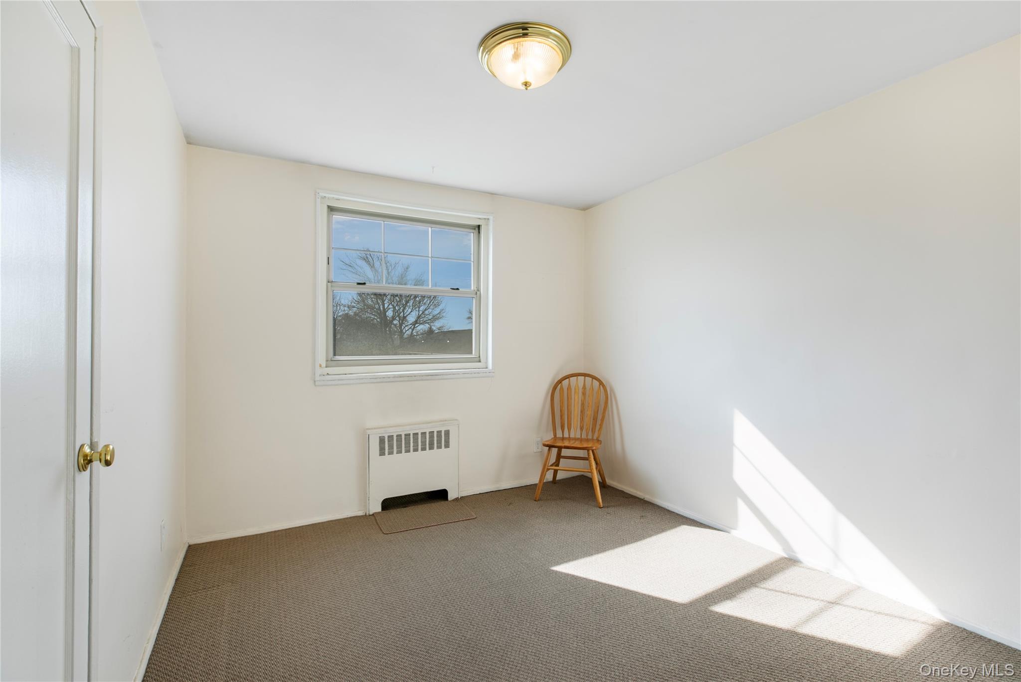 #4 photo, 255-14 61st Ave, Little Neck , NY 11362