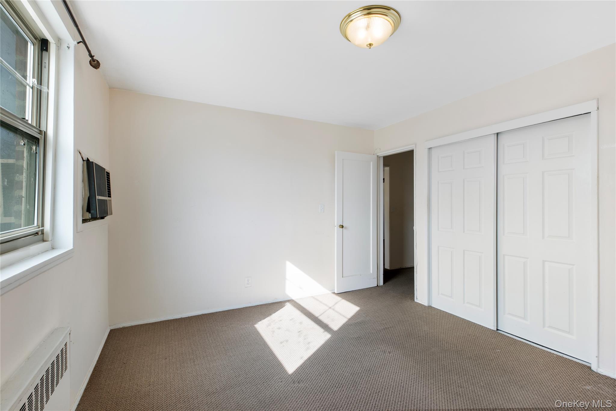 #7 photo, 255-14 61st Ave, Little Neck , NY 11362