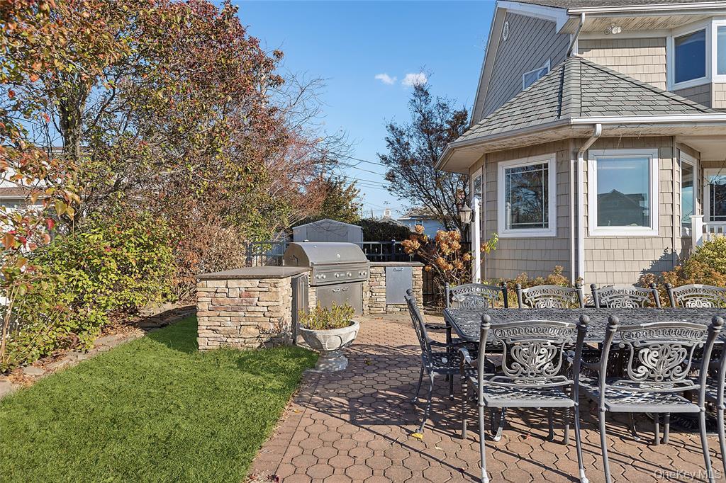 #16 photo, 4 Quebec Road, Island Park , NY 11558