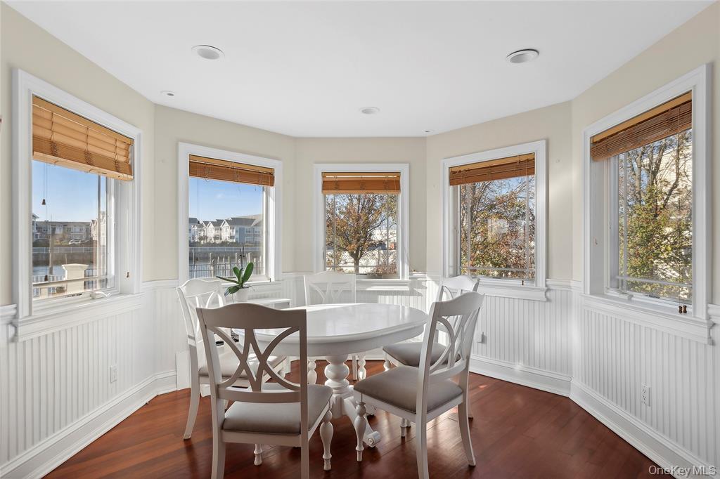 #6 photo, 4 Quebec Road, Island Park , NY 11558