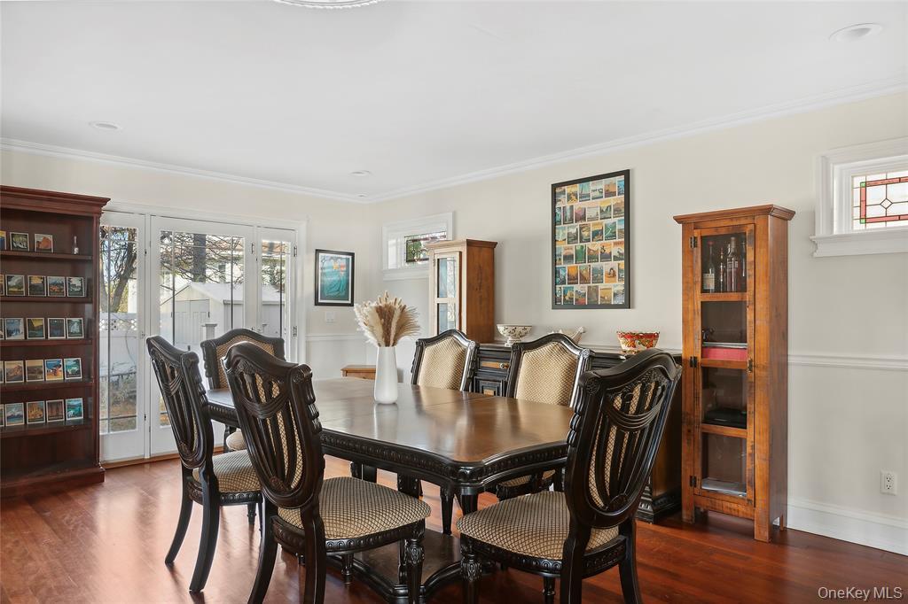 #8 photo, 4 Quebec Road, Island Park , NY 11558