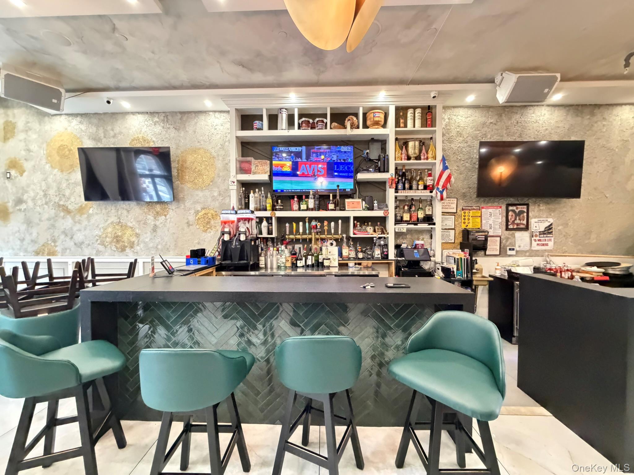 #4 photo, 1041 Flushing Avenue, Brooklyn , NY 11237