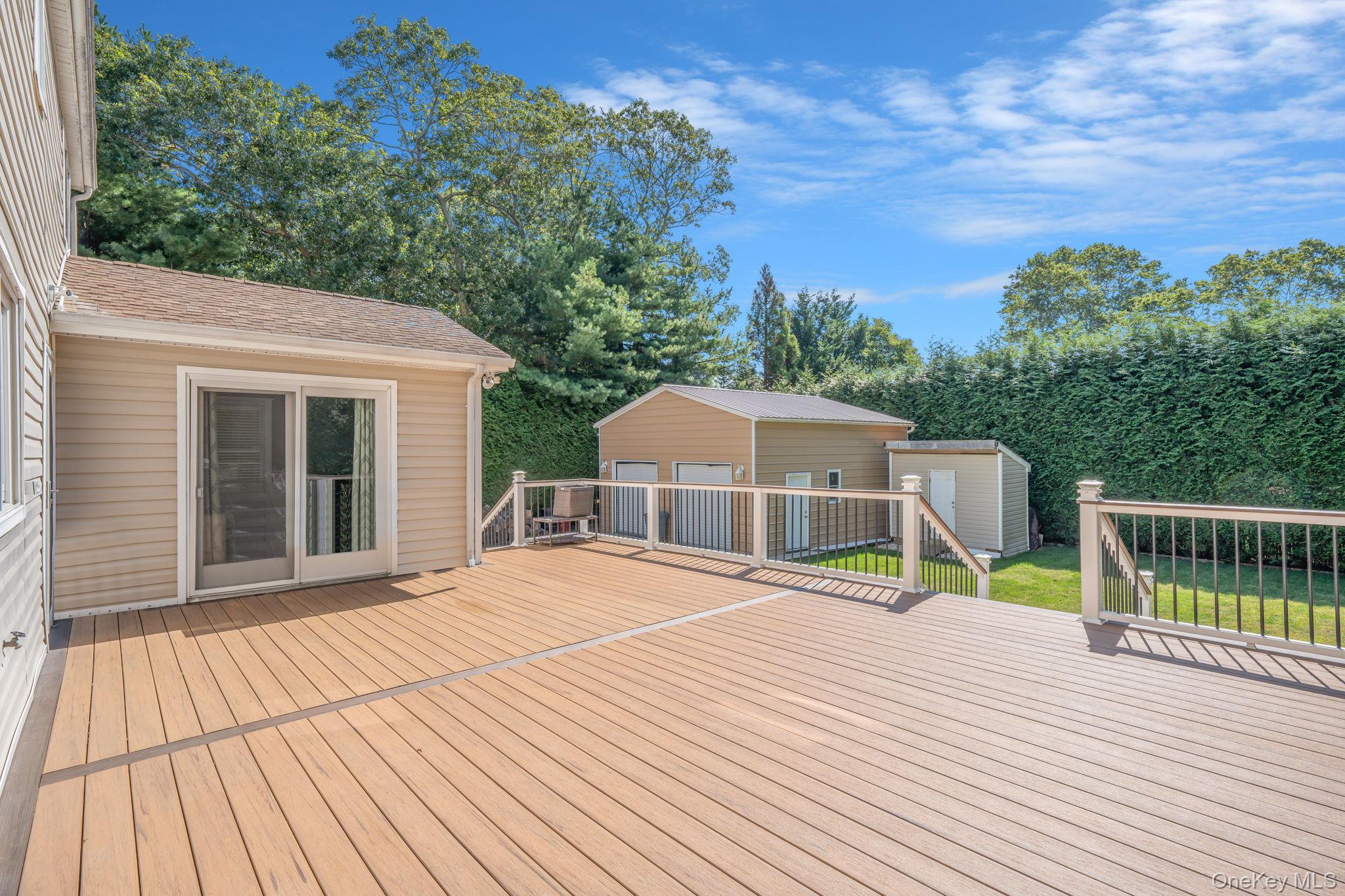 #8 photo, 183 Old Country Road, Speonk , NY 11972