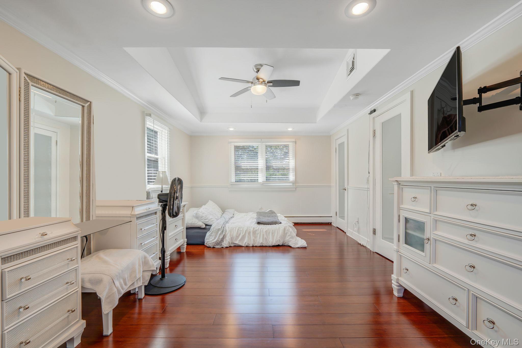 #9 photo, 183 Old Country Road, Speonk , NY 11972