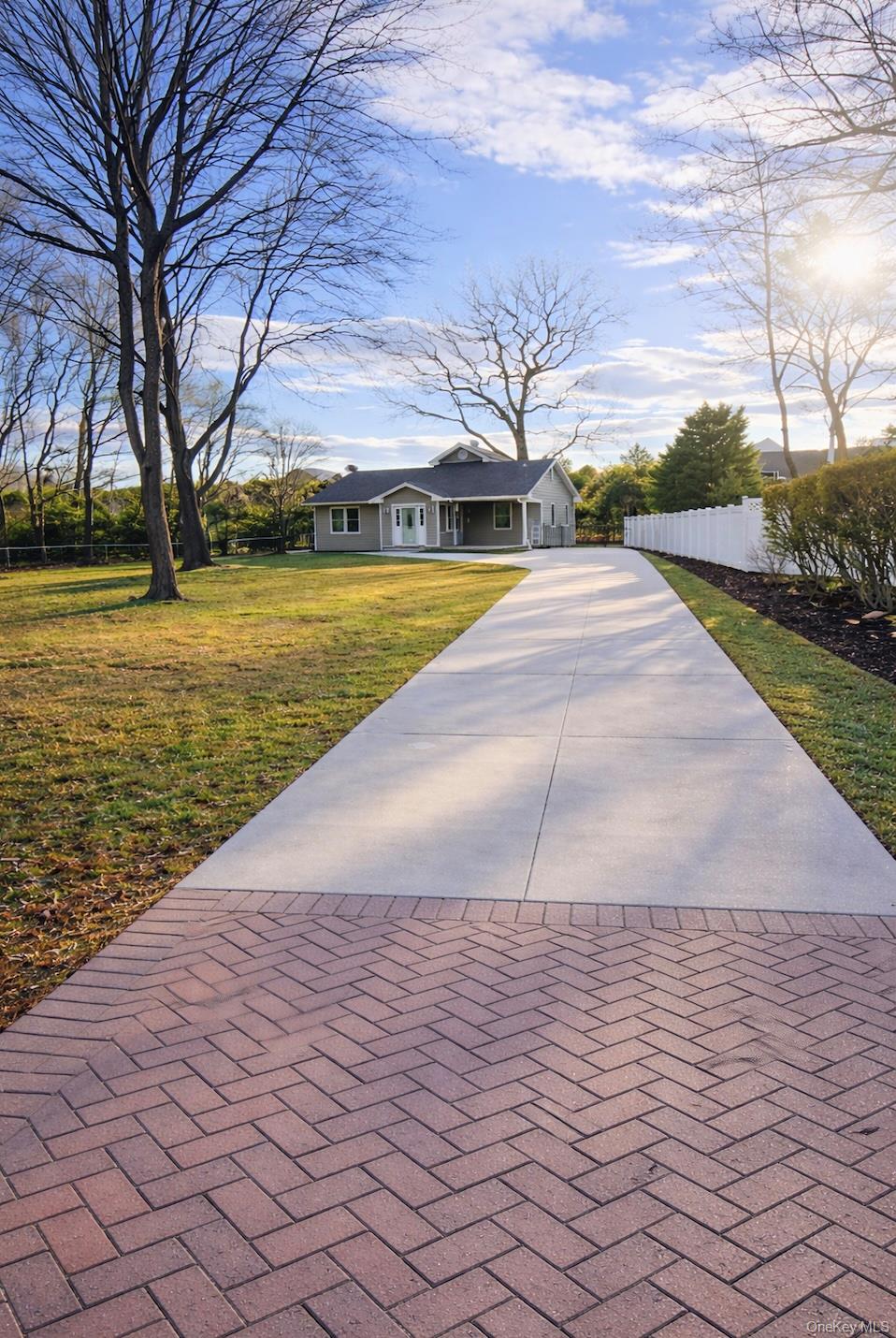 #2 photo, 56 Wylde Road, Mount Sinai , NY 11766