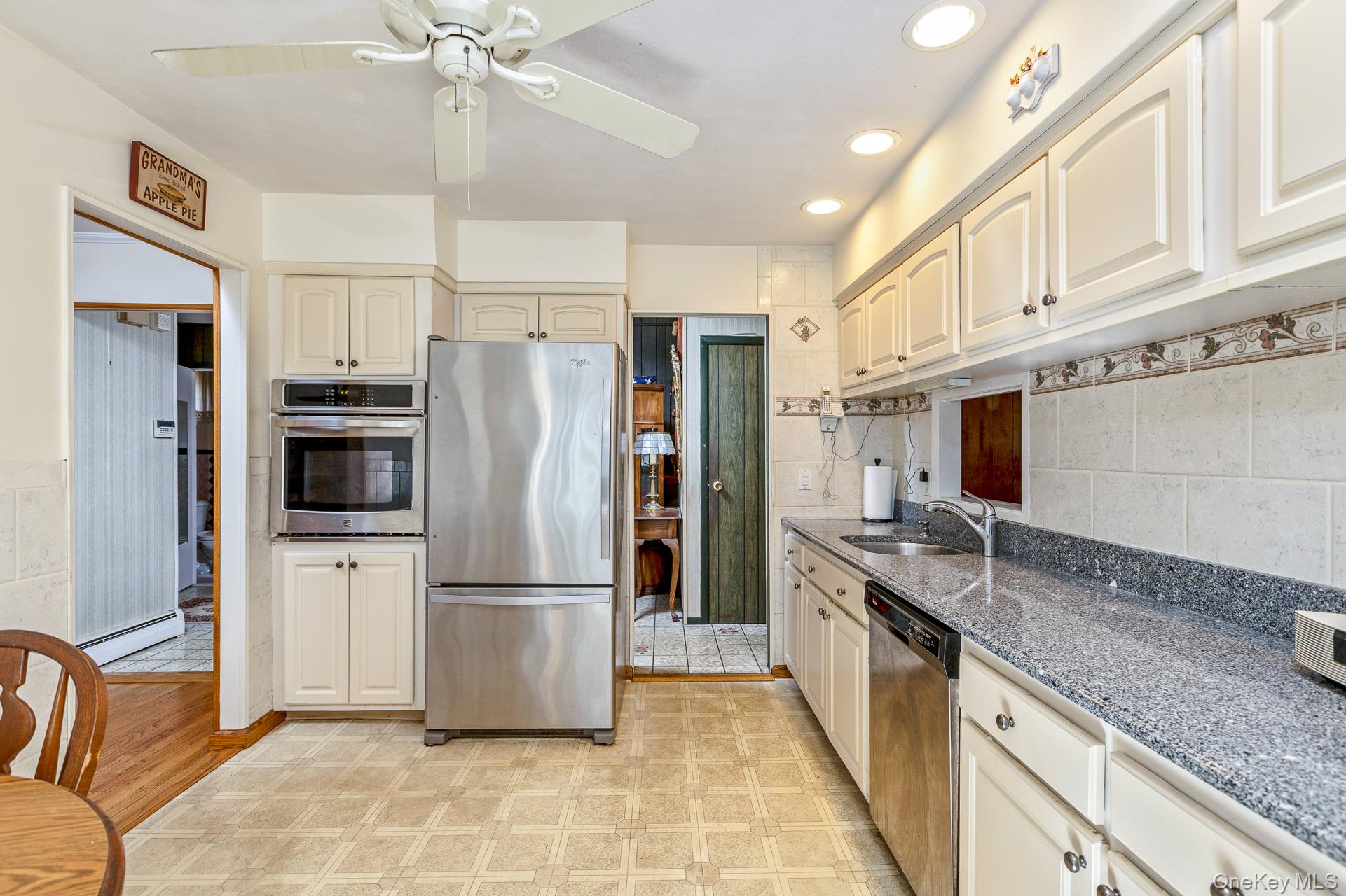 #9 photo, 23 Village Lane, Hauppauge , NY 11788