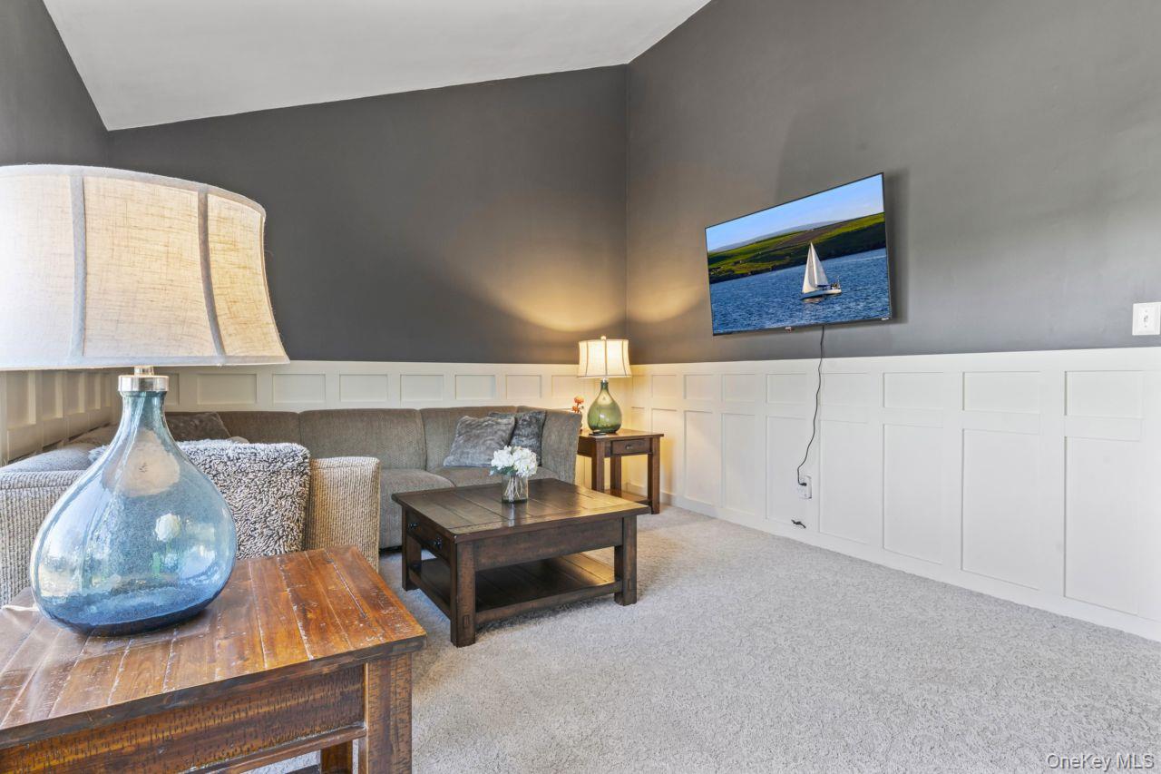 #18 photo, 11 Dennard Road, Hauppauge , NY 11788