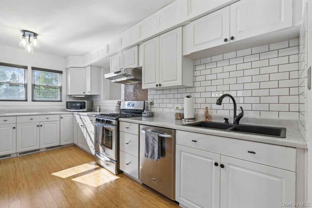 #7 photo, 11 Dennard Road, Hauppauge , NY 11788