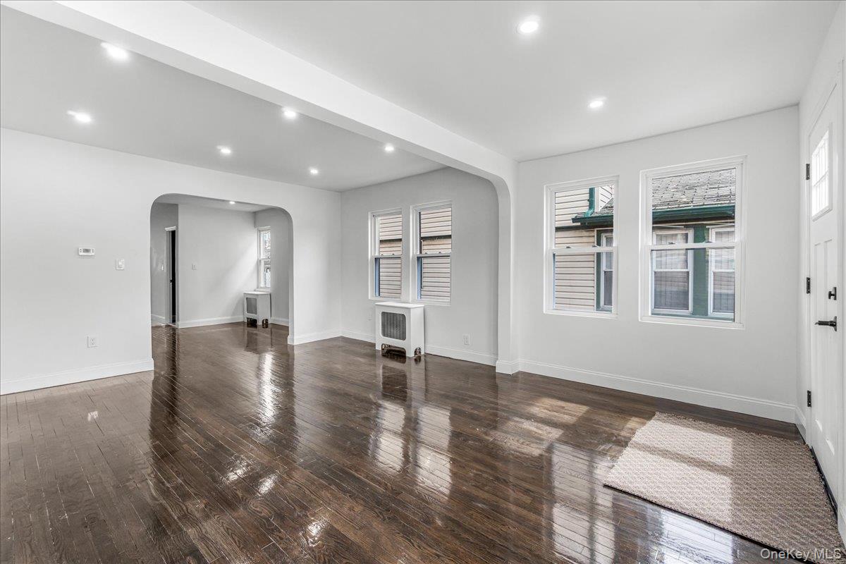 #3 photo, 101-19 130th Street, 皇后區 Richmond Hill S. , NY 11419