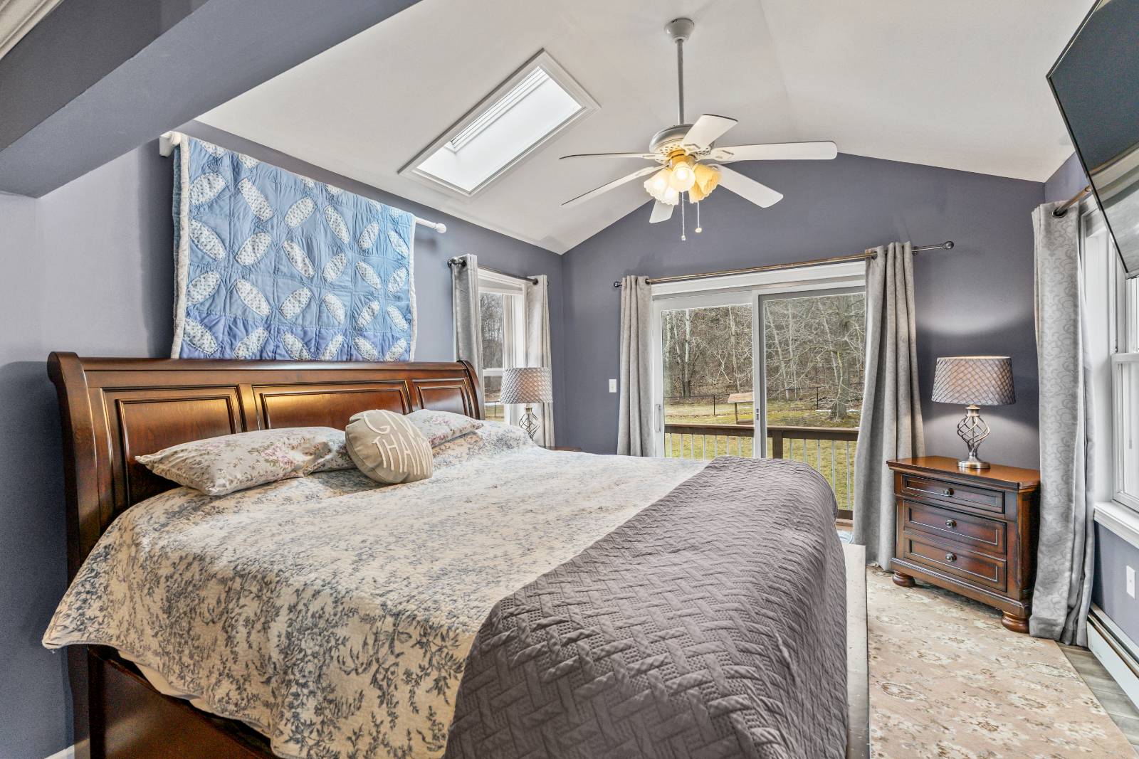 #22 photo, 1128 Green Corners, Amsterdam , NY 12010