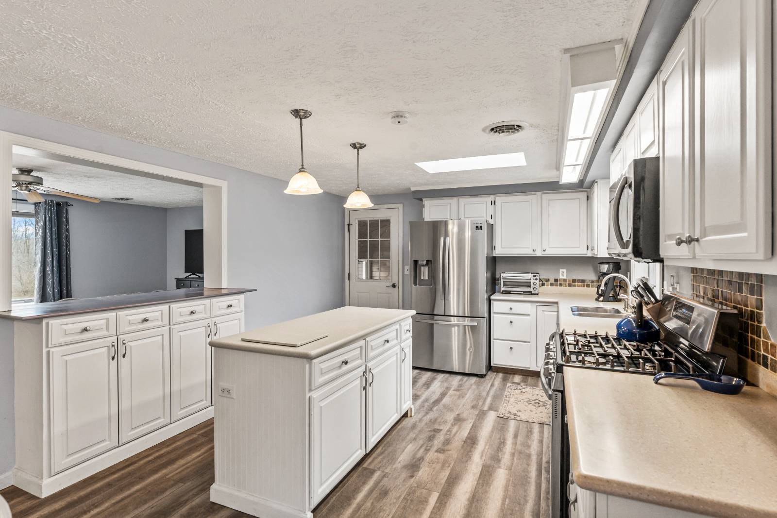 #8 photo, 1128 Green Corners, Amsterdam , NY 12010