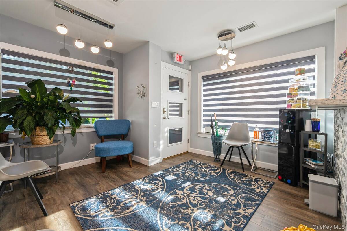 #10 photo, 1420 Montauk Highway, #Suite 1 - Treatment Rm 1, Oakdale , NY 11769