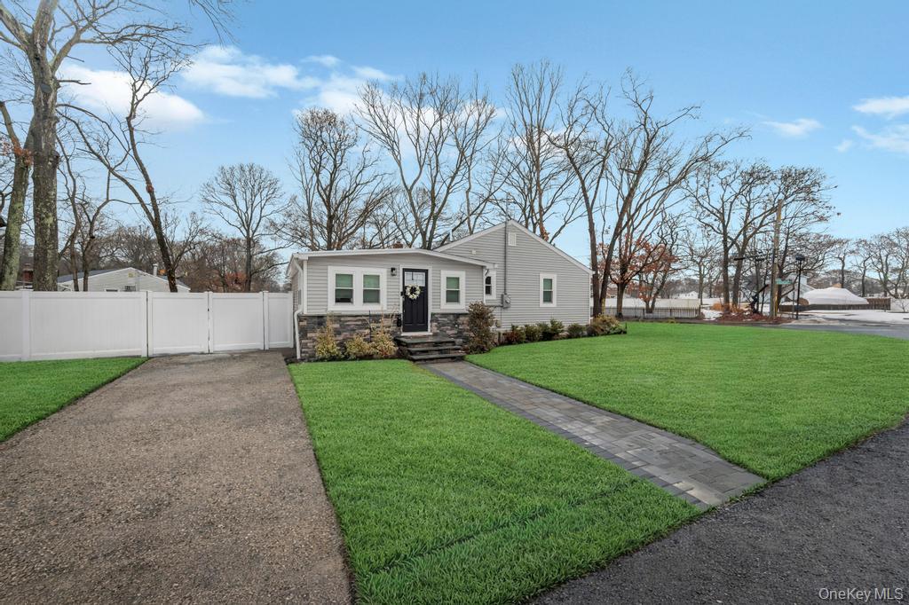 #4 photo, 2 Wheeler Road, Centereach , NY 11720