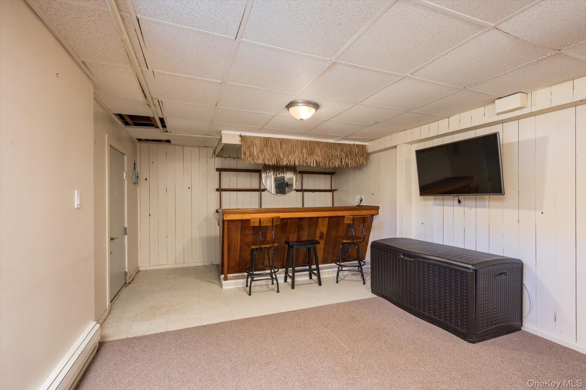 #19 photo, 165 Little Whaleneck Road, Merrick , NY 11566