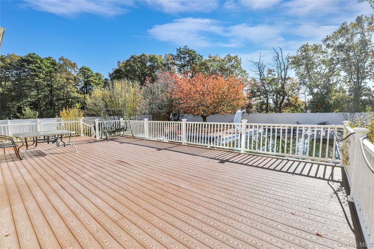 #28 photo, 30 Ashford Drive, Bohemia , NY 11716