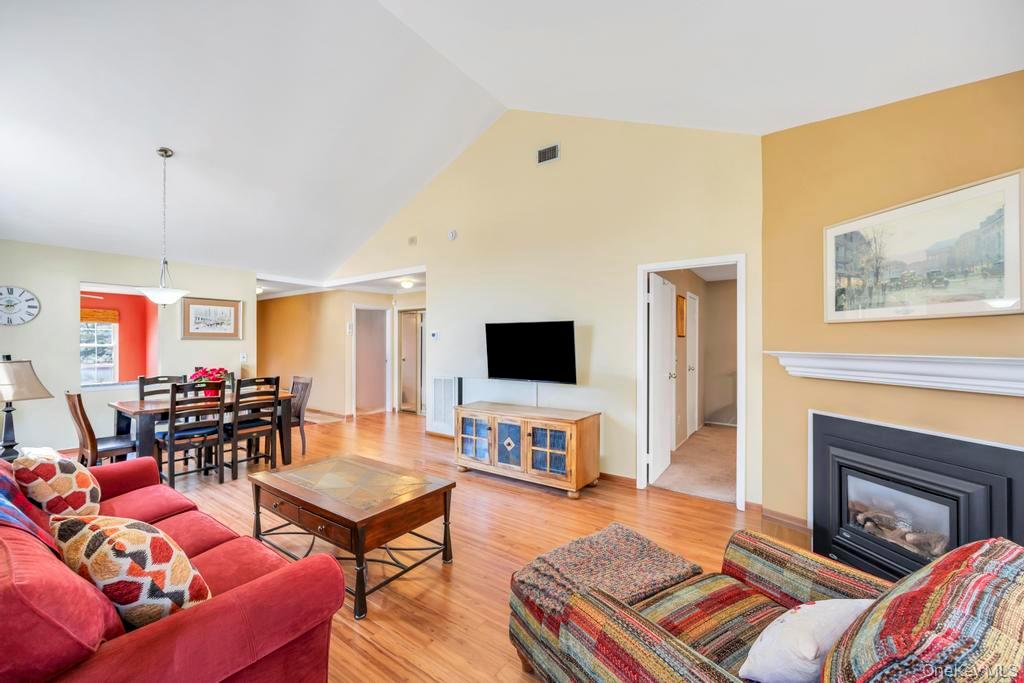 #14 photo, 13 Mallard Path, Coram , NY 11727