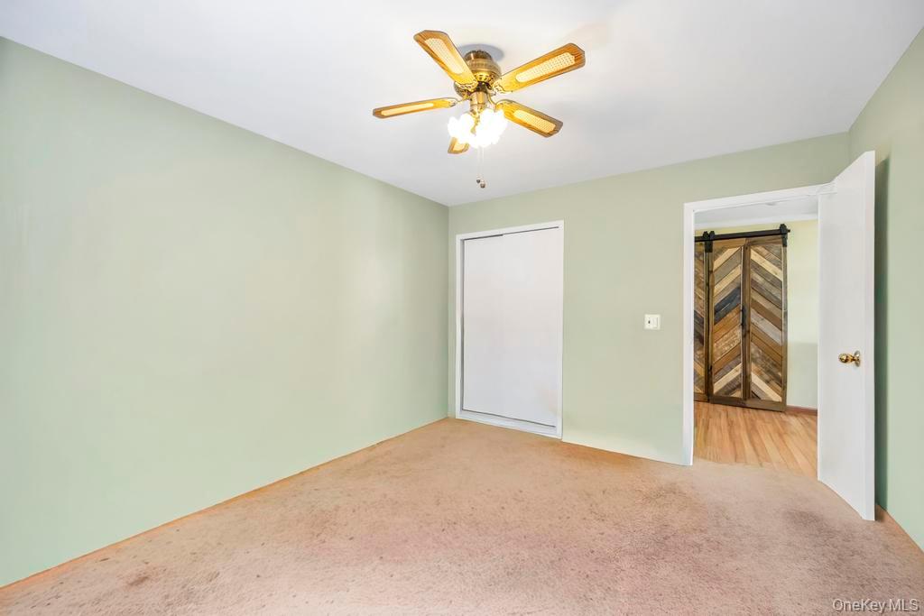 #18 photo, 13 Mallard Path, Coram , NY 11727