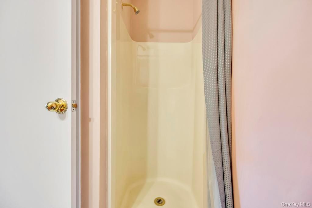 #20 photo, 13 Mallard Path, Coram , NY 11727