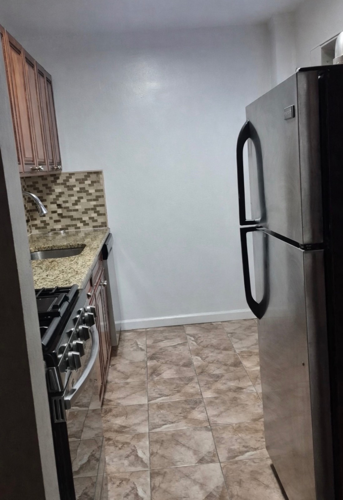 #9 photo, 210  Atlantic Ave, #C1G, Lynbrook , NY 11563