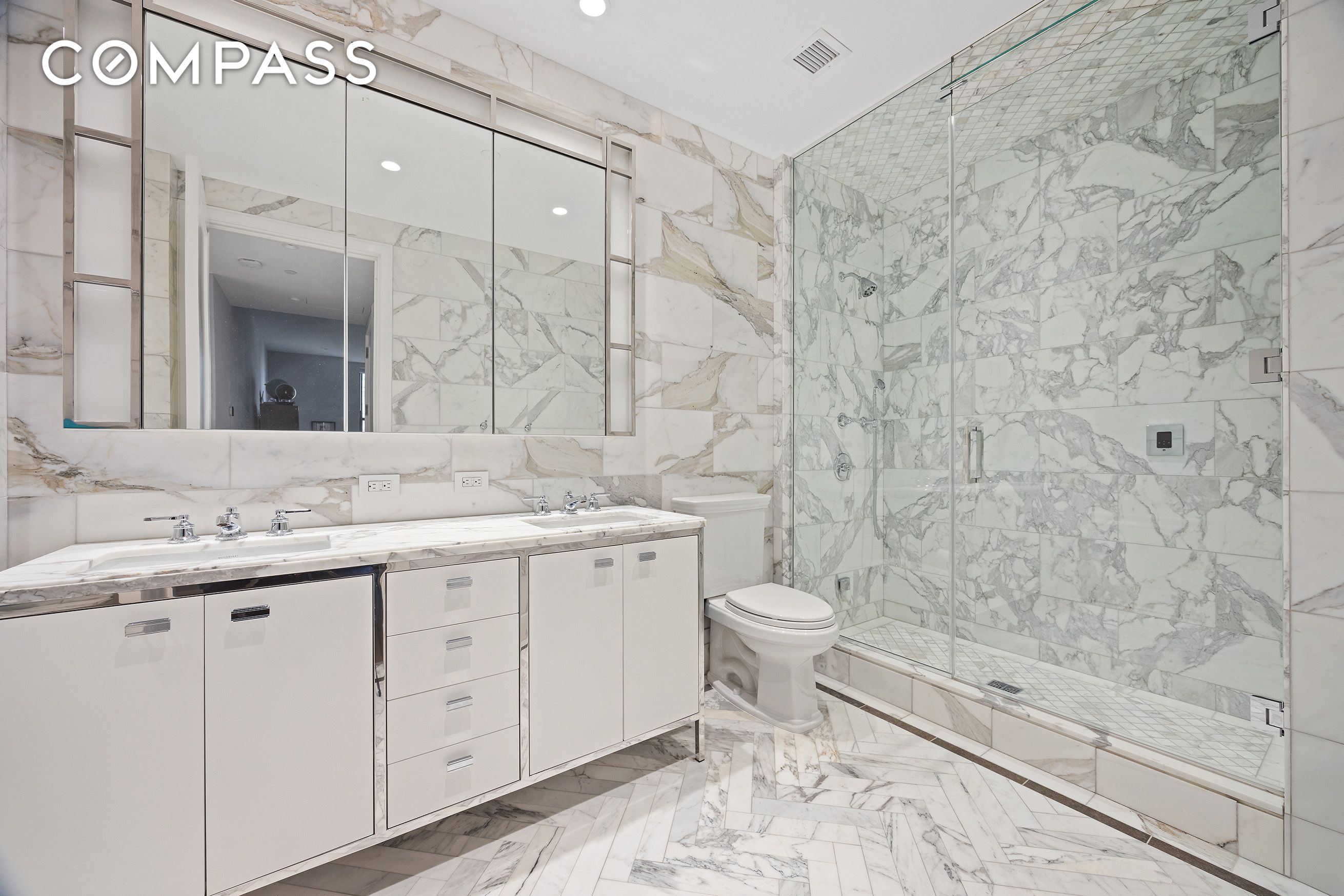 #20 photo, 100 Barclay Street, Tribeca , NY 10007