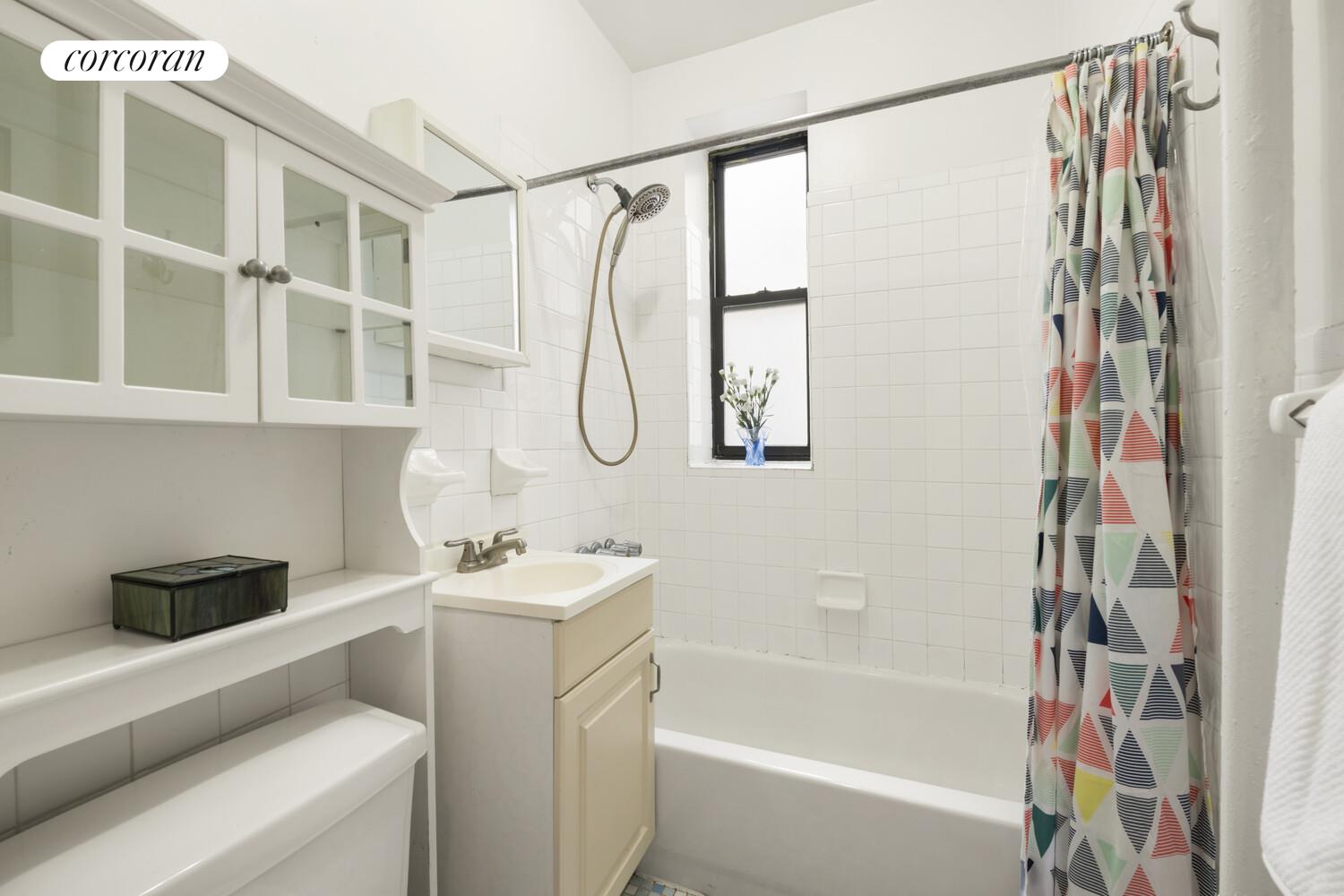 #6 photo, 35 CROWN Street, Crown Heights , NY 11225