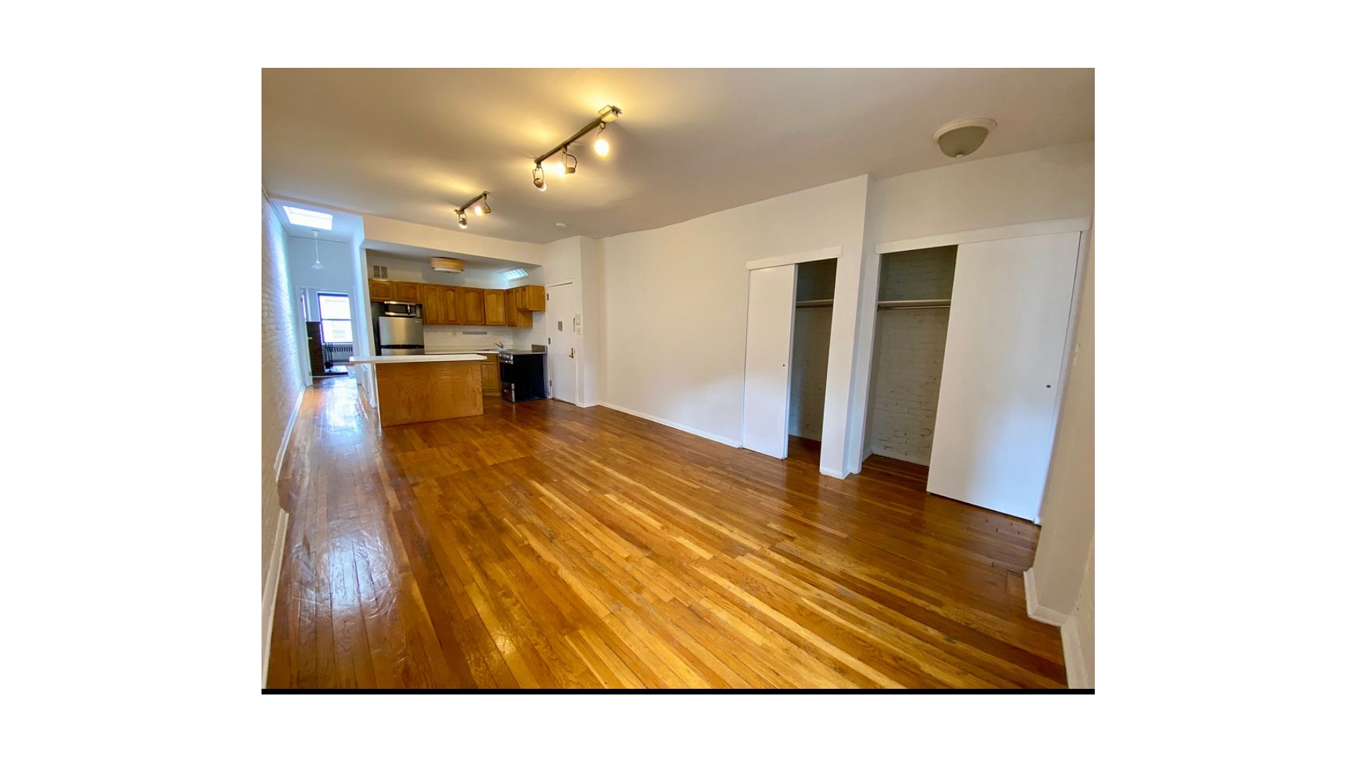 #2 photo, 314 W 52ND Street, Hell's Kitchen , NY 10019