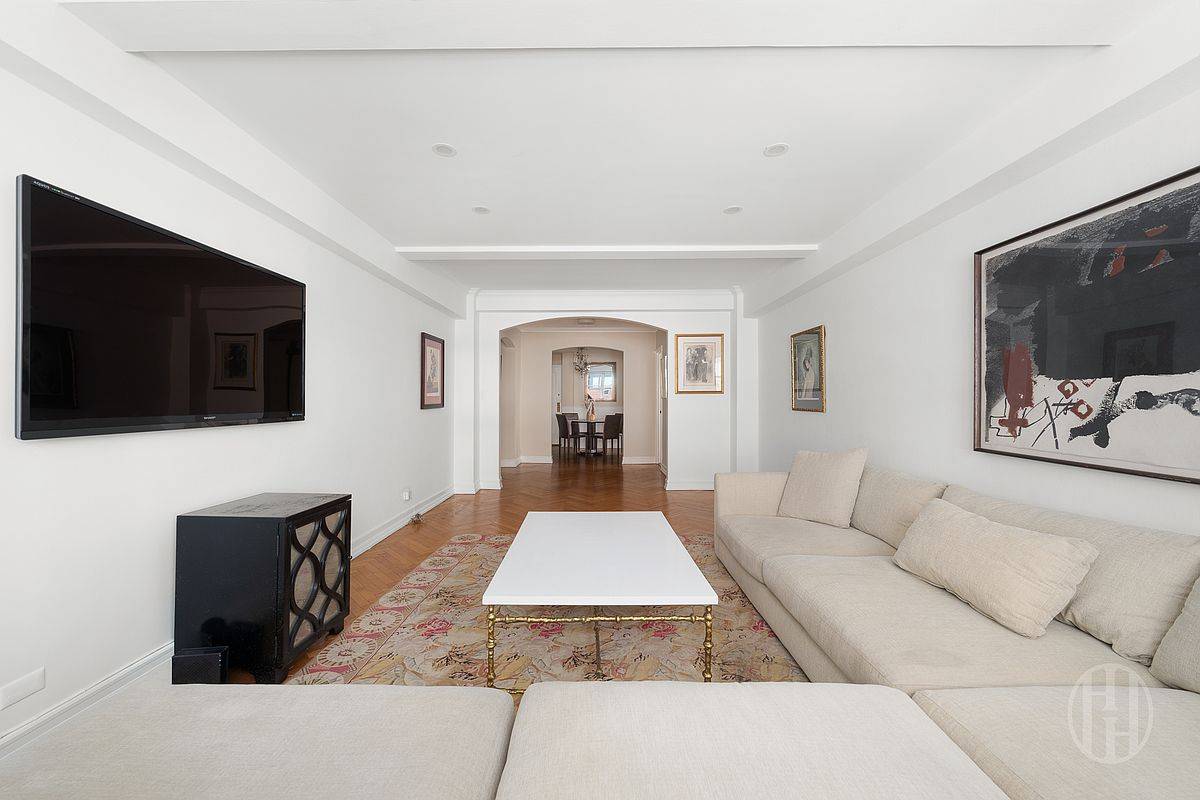 #4 photo, 33 E End Avenue, ম্যানহাটন Upper East Side , NY 10028-7007