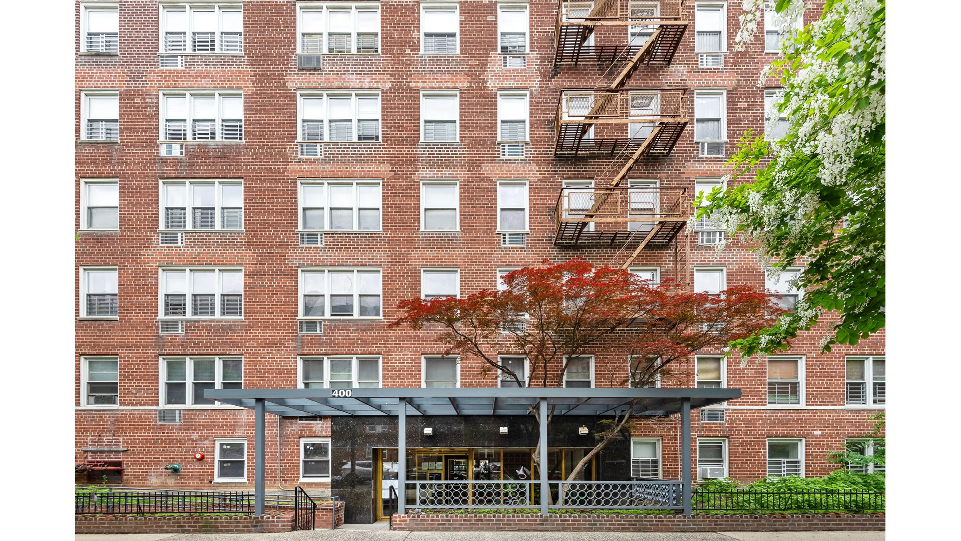 #4 photo, 400 E 17TH Street, Ditmas Park , NY 11226