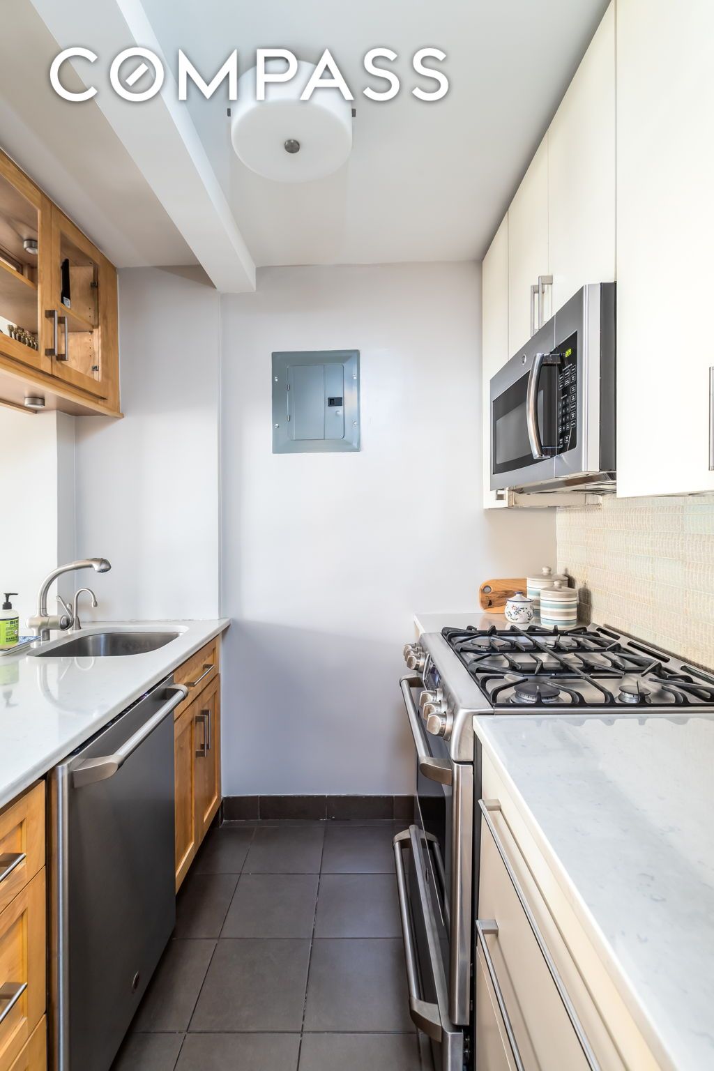 #10 photo, 415 E 85th Street, Upper East Side , NY 10028