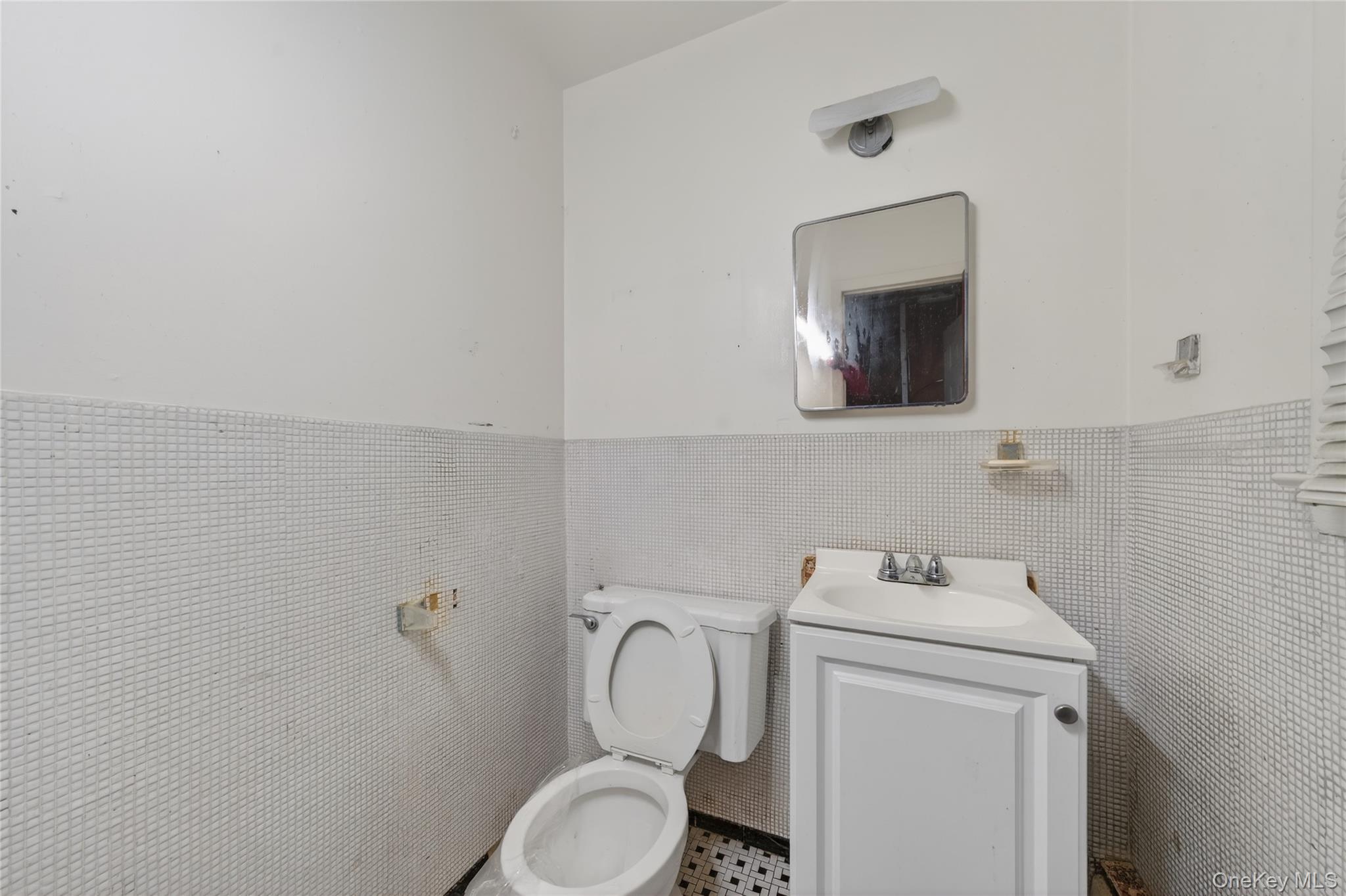 #12 photo, 19 Angevine Avenue, নাসাউ কাউন্টি Hempstead , NY 11550