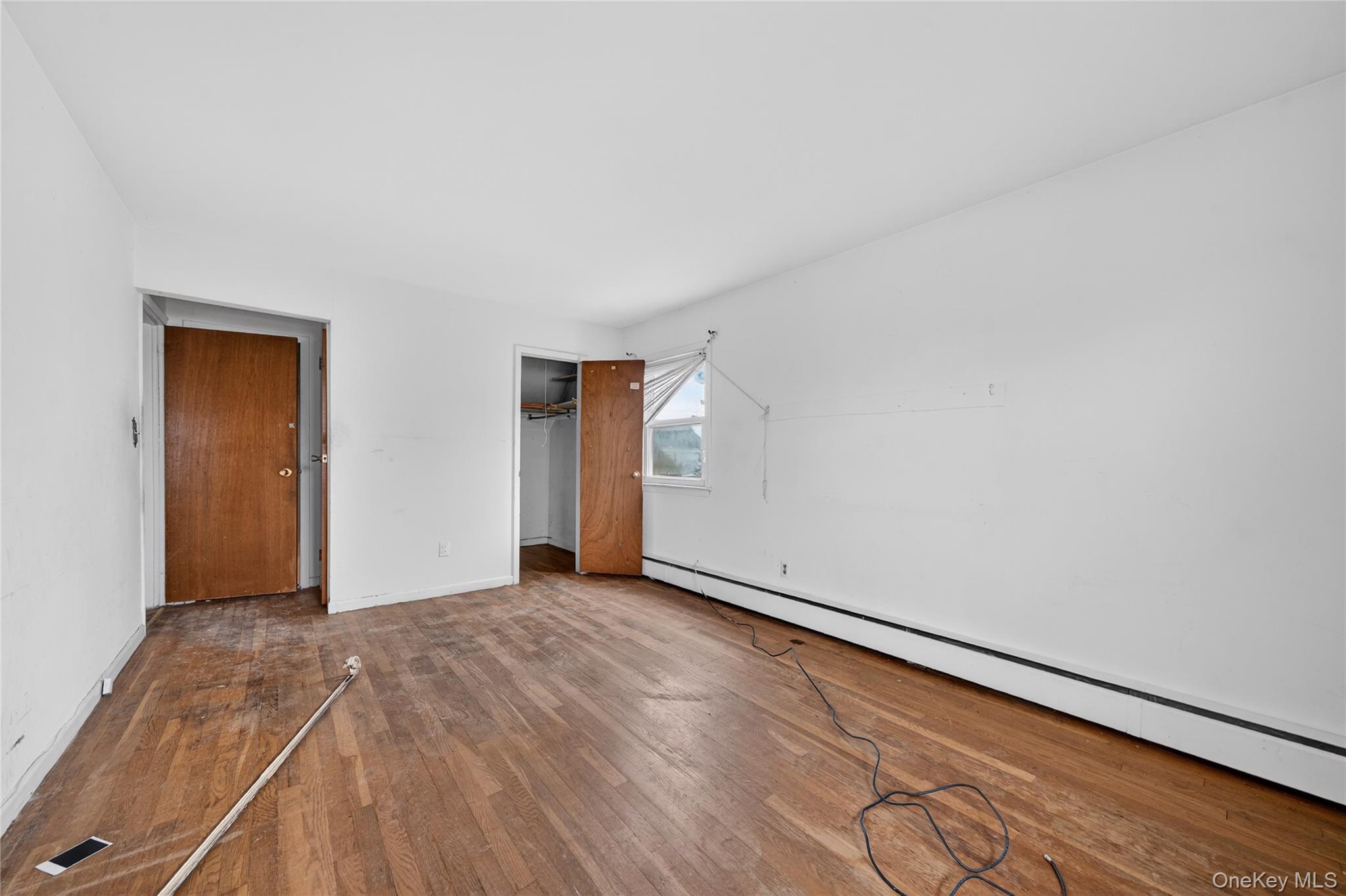 #14 photo, 19 Angevine Avenue, নাসাউ কাউন্টি Hempstead , NY 11550